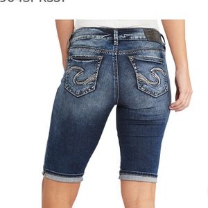 Silver Jeans Sz 28 Suki Bermuda